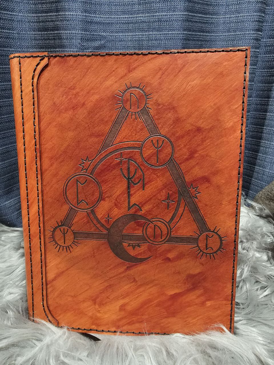 Basic Custom Leather Blank Tome